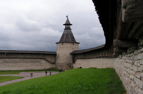 Башня Кутекрома псков трасса М20