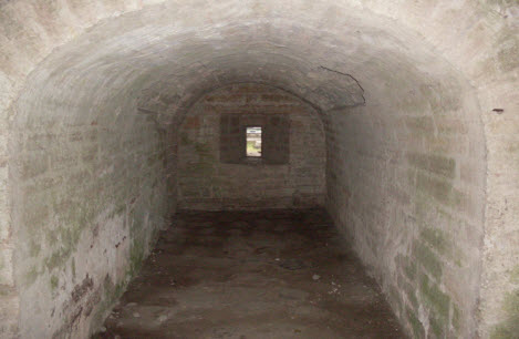 Бойница Воротной башни, Старая Ладога, трасса М18