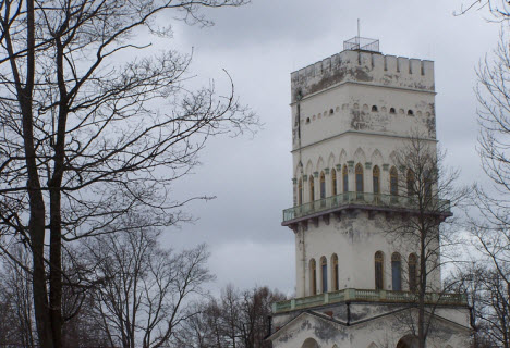 Павильон Белая Башня, трасса М10