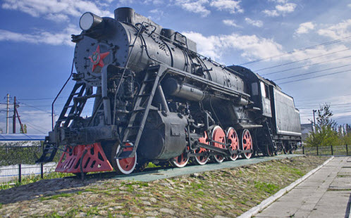 Паровоз возле Максимки, трасса М21