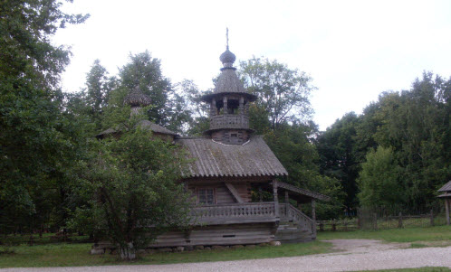 Часовня из деревни Кашира Маловишерского района 1745 г, трасса М10