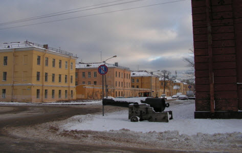 Улица Кронштадта, пушка Улица Кронштадта, пушка