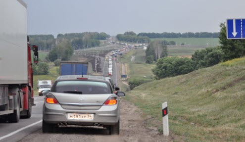 Трасса М4, пробка, маршрут Москва Кучугуры
