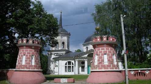 Усадьба Гончаровых, здесь жила теща Пушкина, трасса Р107 Усадьба Гончаровых, здесь жила теща Пушкина, трасса Р107