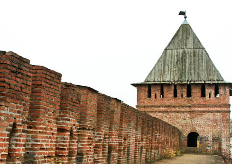 Воронина башня, достопримечательности трассы М1
