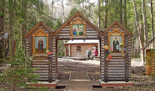 Никандрова пустынь, святой источник Никандрова пустынь, святой источник
