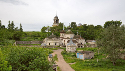 Церковь Параскевы Пятницы, Старица, трасса Р88