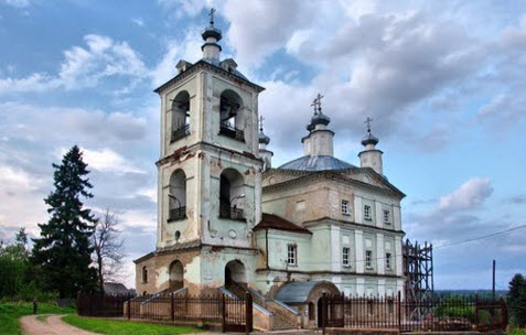 Ильинская церковь, Верея, трасса р93