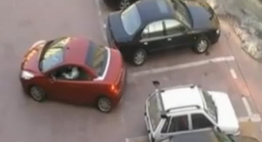 автомобили прикол на парковке