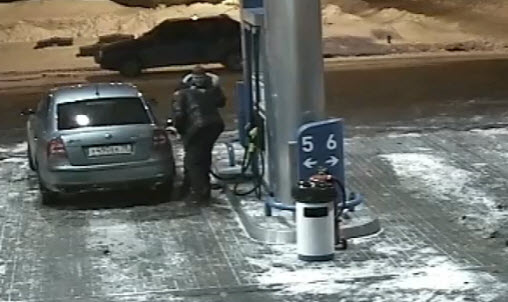бензоправка глупость водителя
