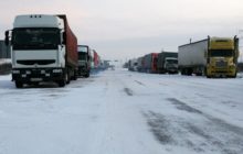 фуры стоят на трассе м5