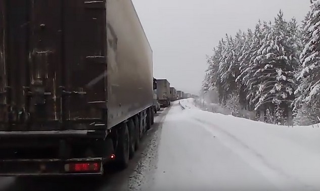 фуры в пробке на трассе м5