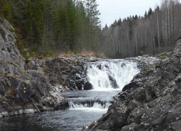 водопад кивач