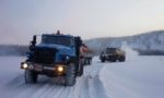 бензовозы на зимней дороге ямала