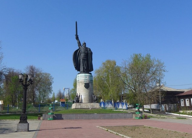 памятник илье муромцу
