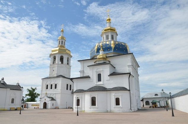 знаменская церковь