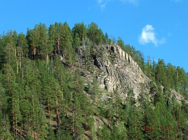 скала возле баргузина