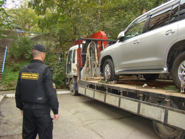 Арестовали машину, что делать?