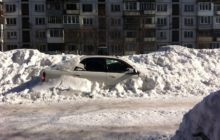 машина всю зиму на парковке