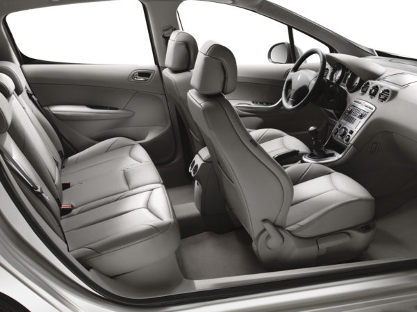 Стоит ли покупать Peugeot 308 с пробегом