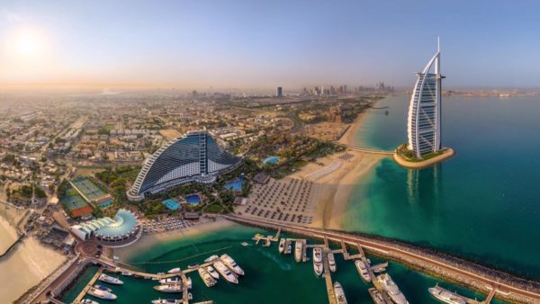 Куда поехать на Новый год 2020 на море в теплые страны недорого