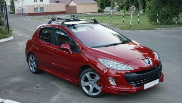 8 причин любить и ненавидеть Peugeot 308