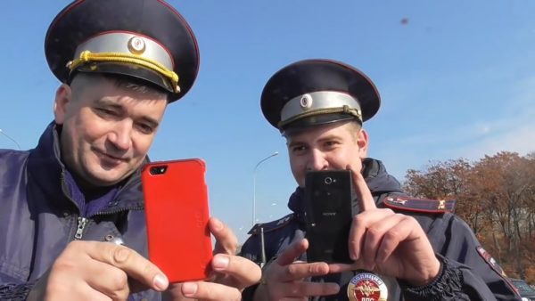 Имеем ли право по закону снимать инспектора ГИБДД на видео