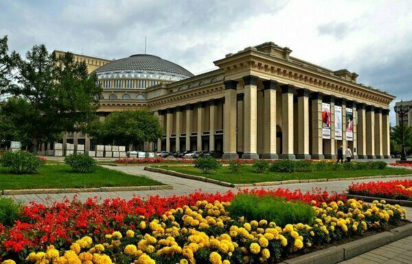 Достопримечательности и интересные места Новосибирска с фото