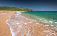 Кристальные пляжи Черного моря для отдыха всей семьей