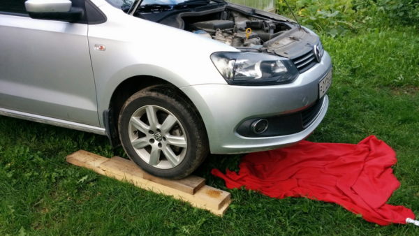 Ремонт авто без домкрата и ямы: полезные советы и способы подъема машины