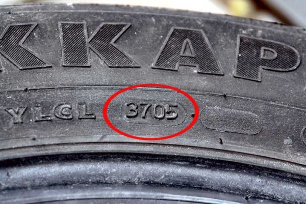 Где прописывается дата выпуска автомобильных шин и почему ее важно знать