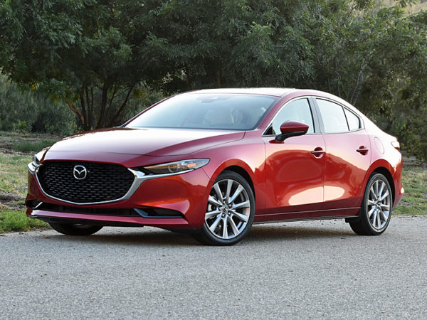 Европа или Азия: новая Mazda3 против VW Jetta
