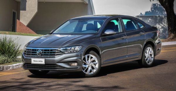 Европа или Азия: новая Mazda3 против VW Jetta