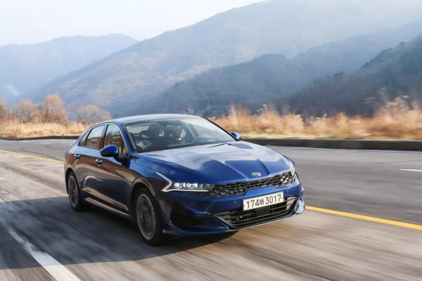 Самые ожидаемые автоновинки 2021 года